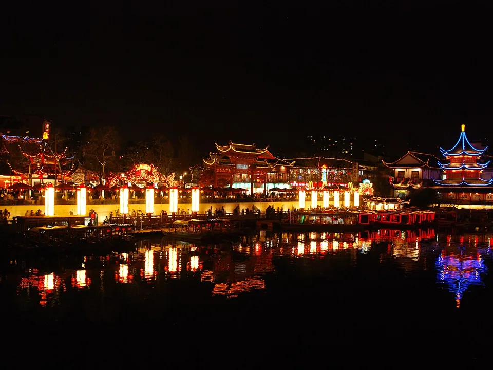 Confucius Temple and the Qinhuai River · Nanjing